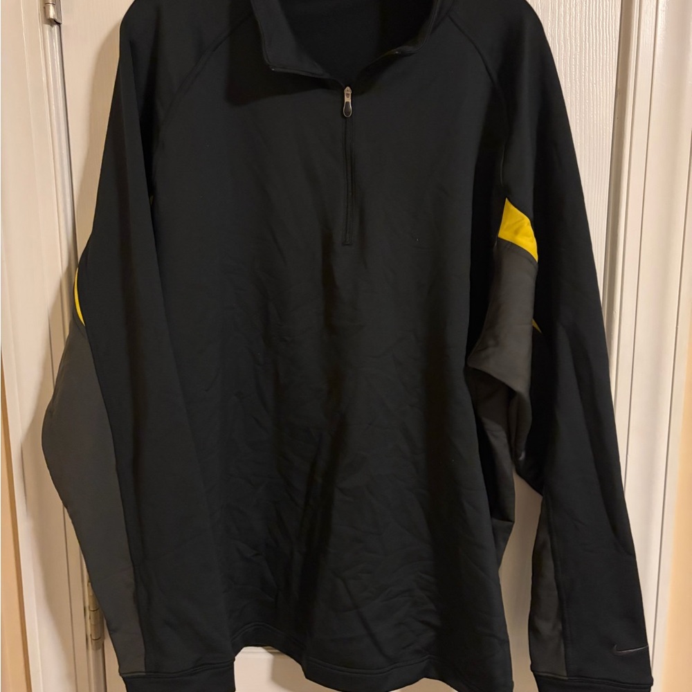 Nike Men's Black and Yellow Lightweight Jacket